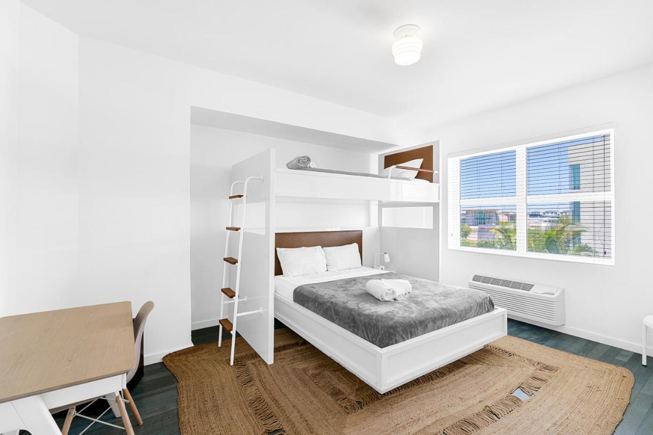 Hotel The Variety By Luxurban 3*